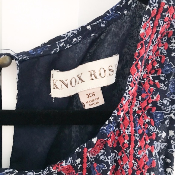 Red and navy flowy tank - Picture 2 of 2